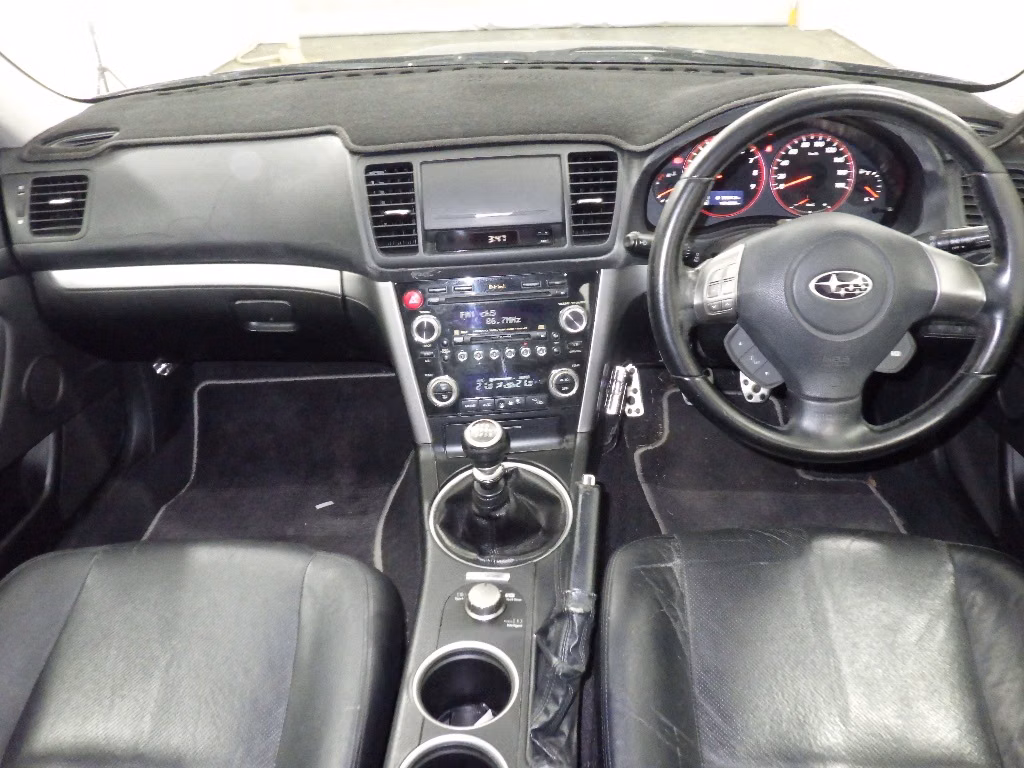 SUBARU LEGACY B4