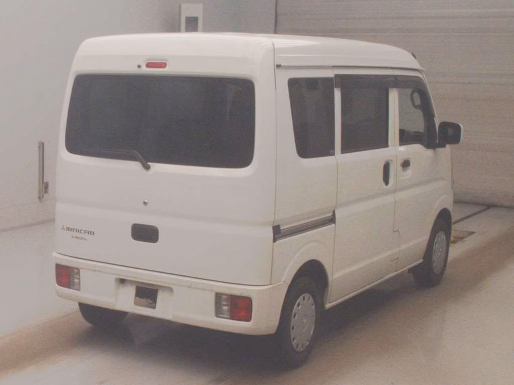 MITSUBISHI MINICAB