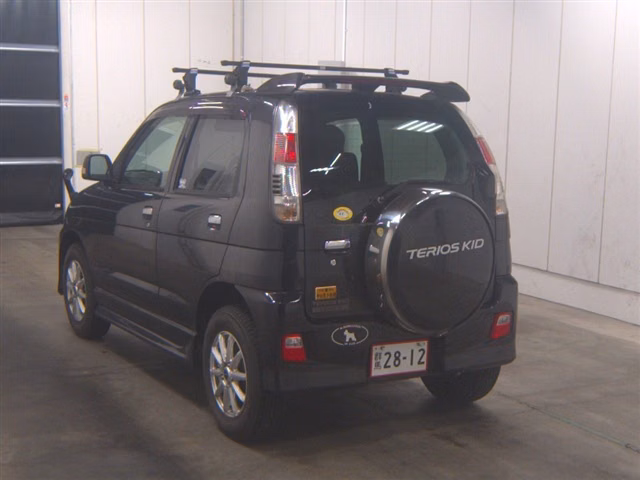 DAIHATSU TERIOS KID