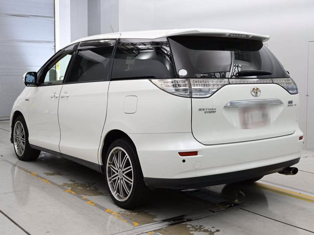 TOYOTA ESTIMA