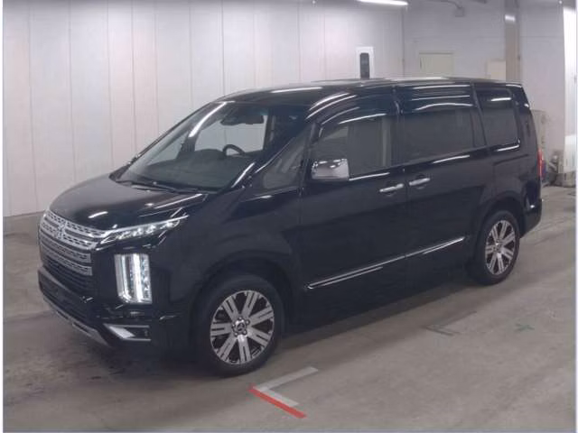 MITSUBISHI DELICA D:5