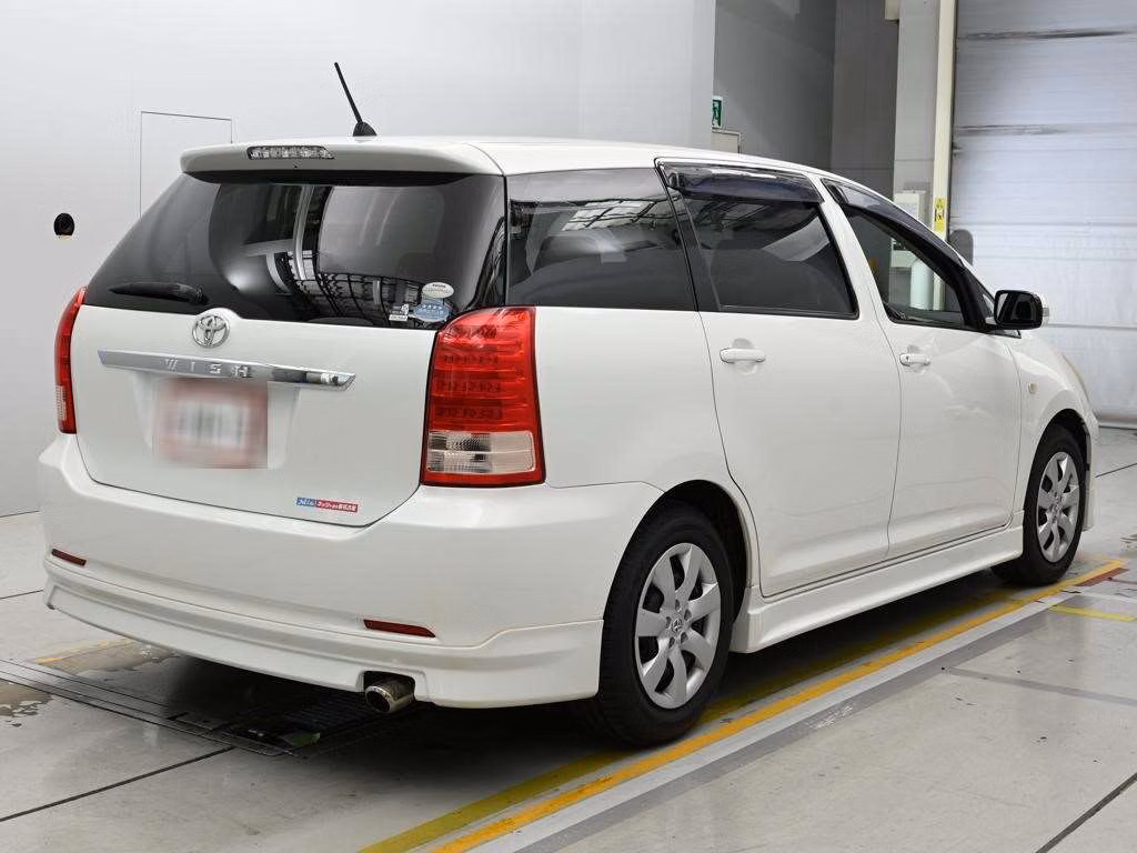 TOYOTA WISH