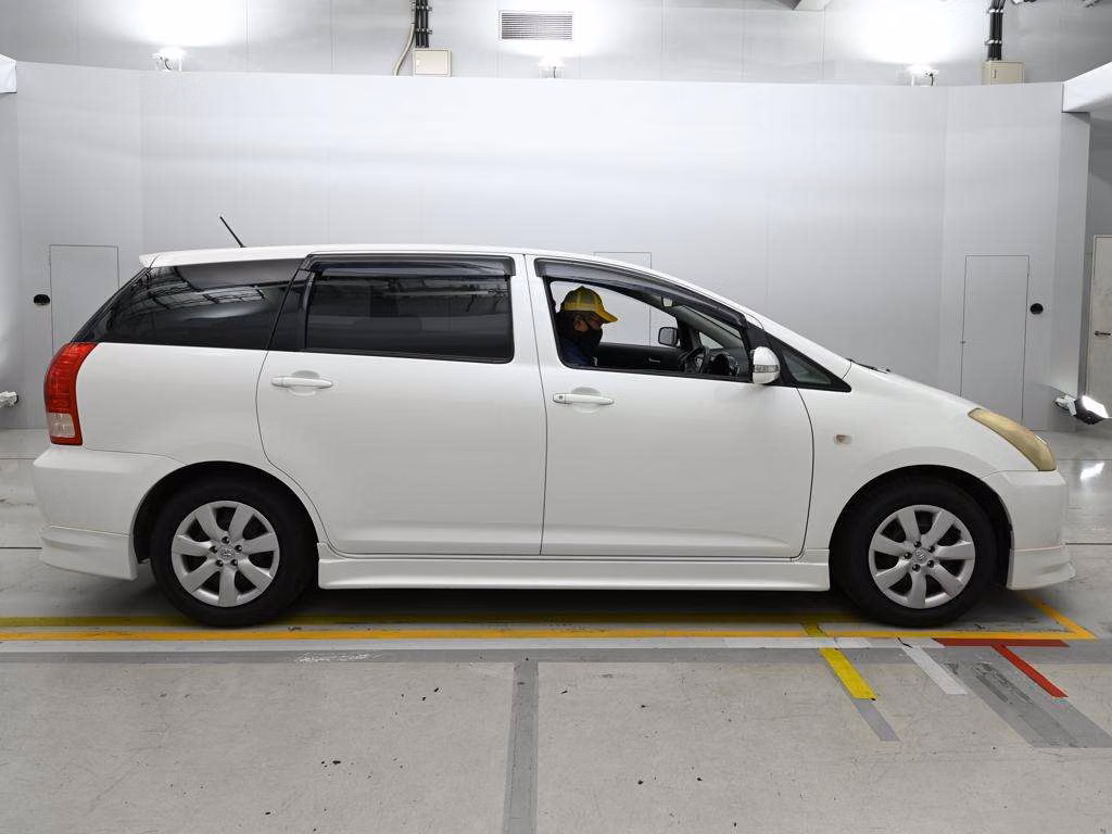 TOYOTA WISH