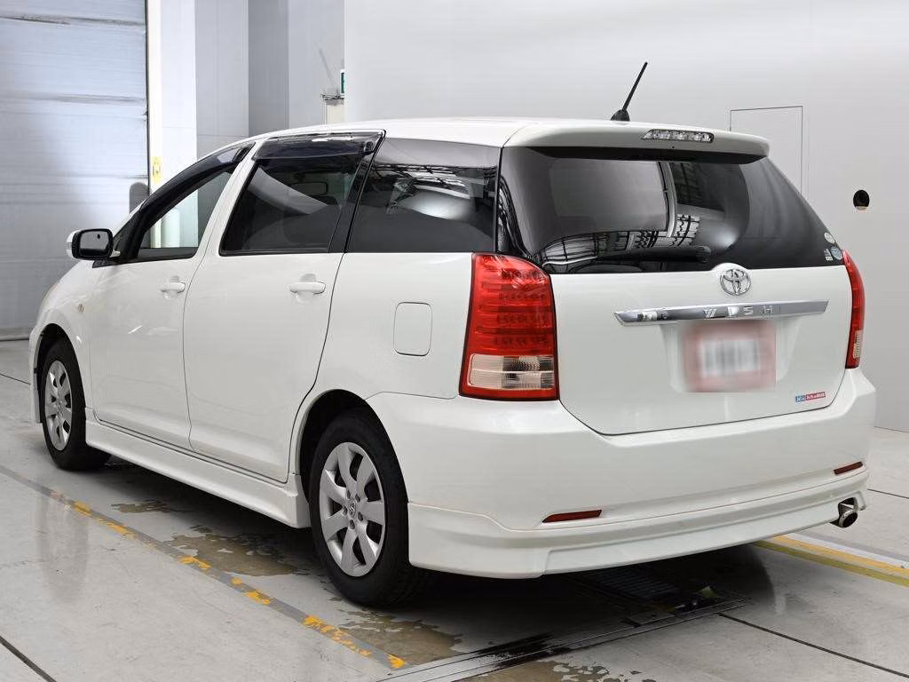TOYOTA WISH