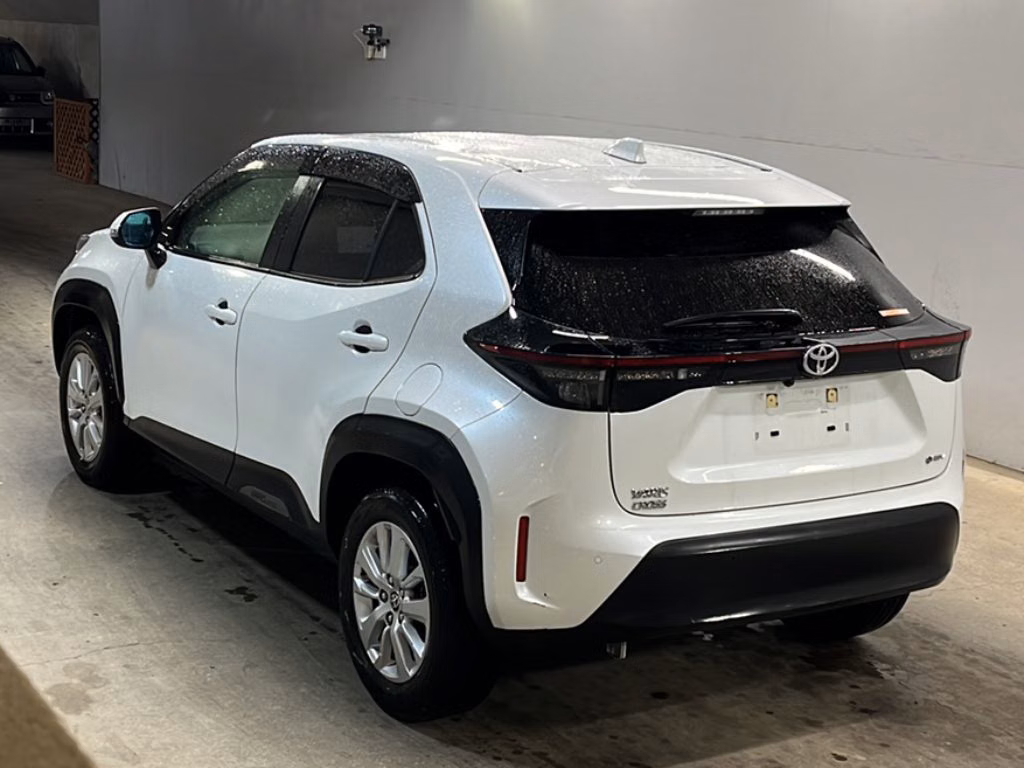 TOYOTA YARIS CROSS
