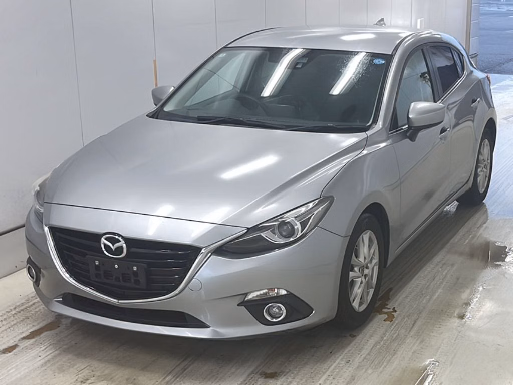 MAZDA AXELA
