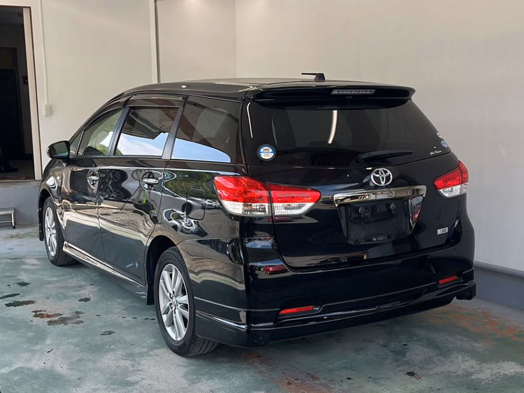 TOYOTA WISH