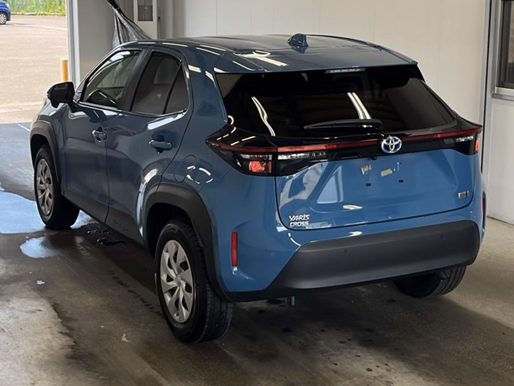 TOYOTA YARIS CROSS