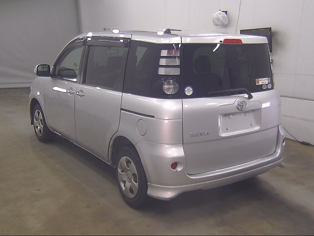 TOYOTA SIENTA