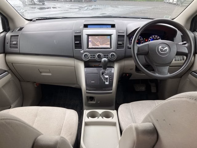 MAZDA MPV