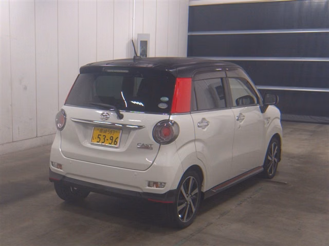 DAIHATSU CAST