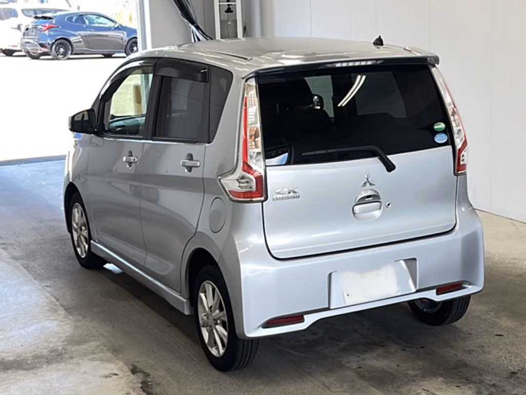MITSUBISHI EK CUSTOM