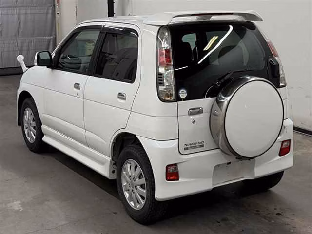 DAIHATSU TERIOS KID