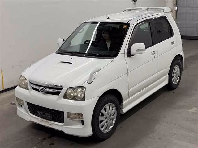 DAIHATSU TERIOS KID