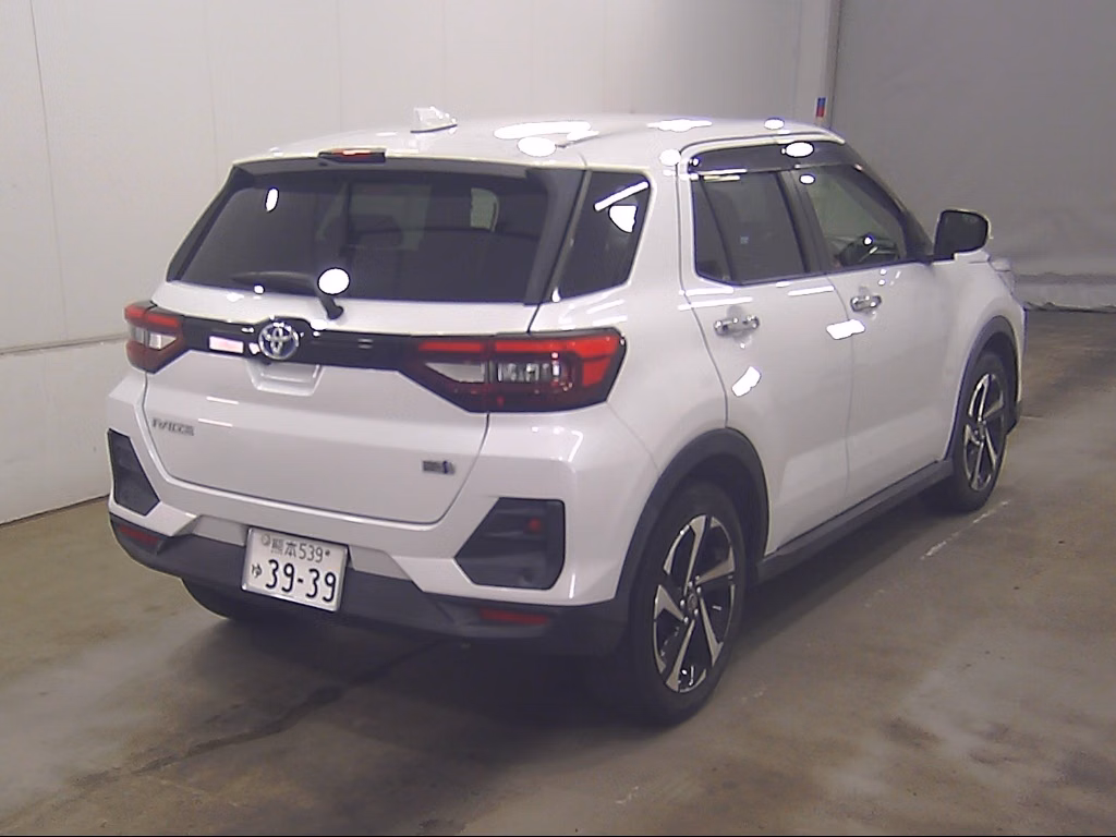 TOYOTA RAIZE