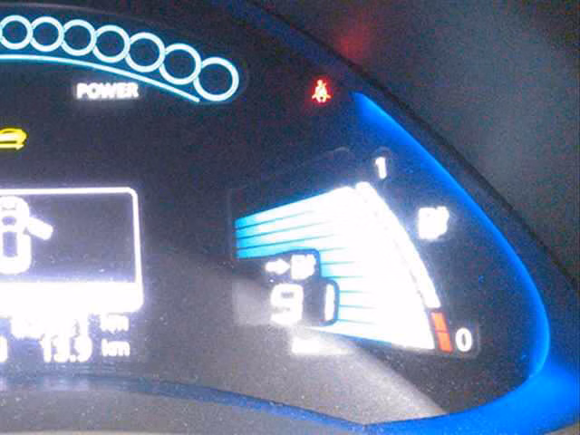 NISSAN LEAF
