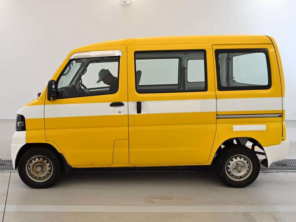 MITSUBISHI MINICAB