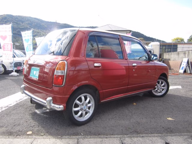 DAIHATSU MIRA GINO