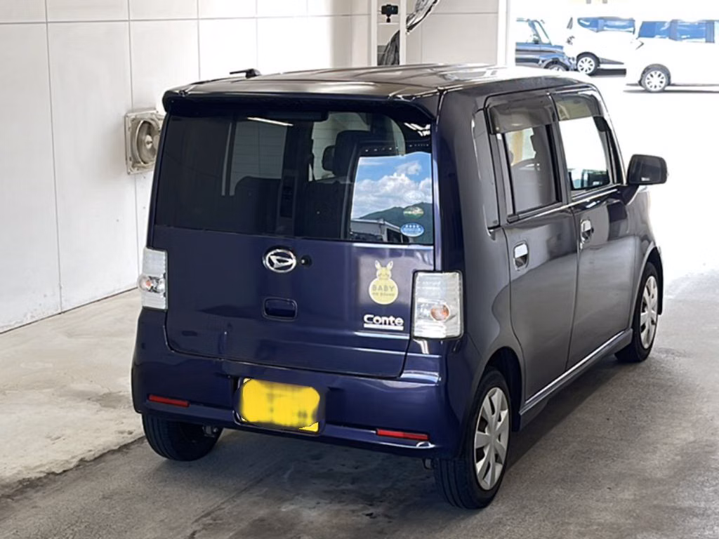 DAIHATSU MOVE CONTE