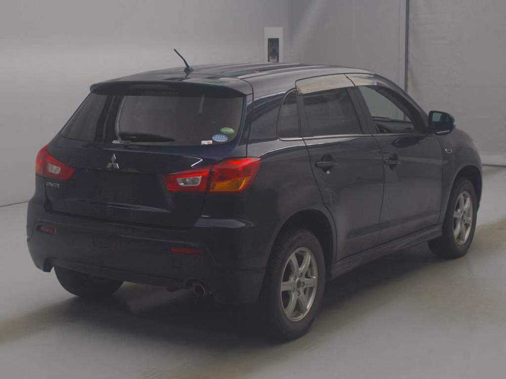 MITSUBISHI RVR