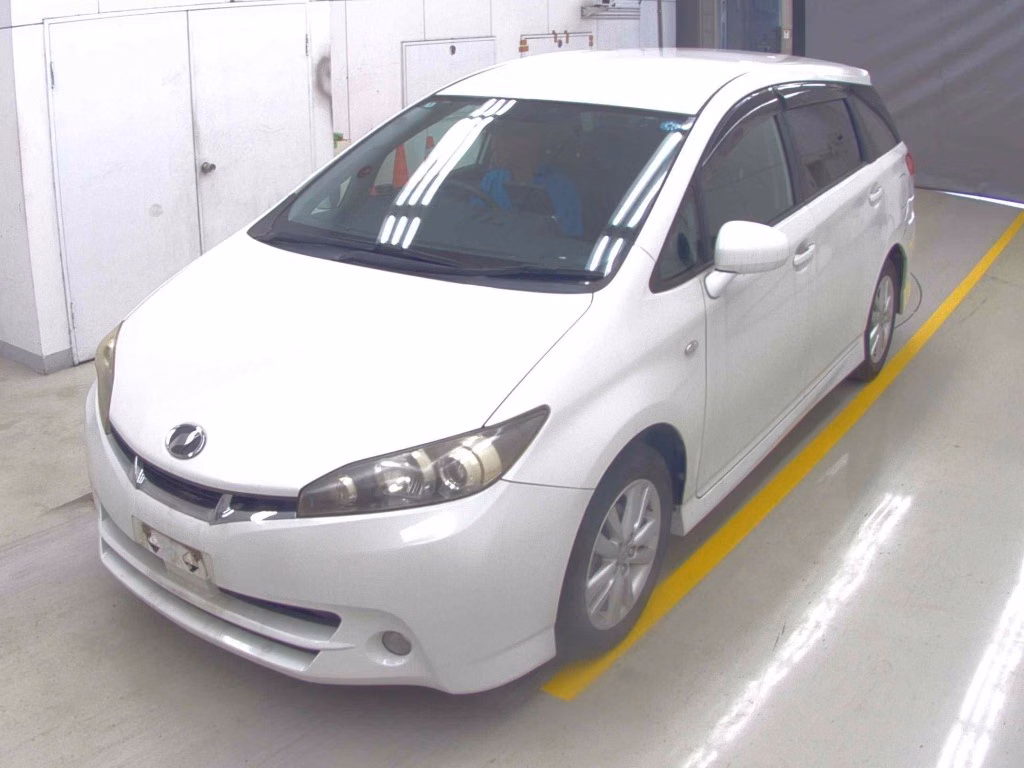 TOYOTA WISH