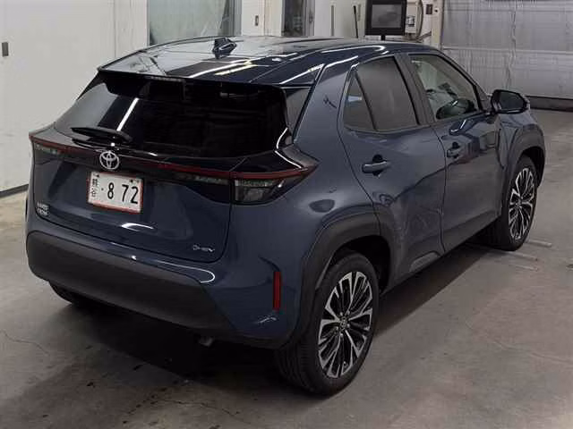 TOYOTA YARIS CROSS
