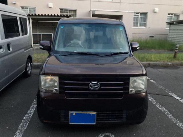DAIHATSU MOVE CONTE