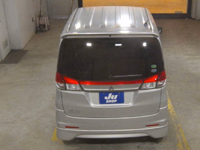 MITSUBISHI DELICA D:2