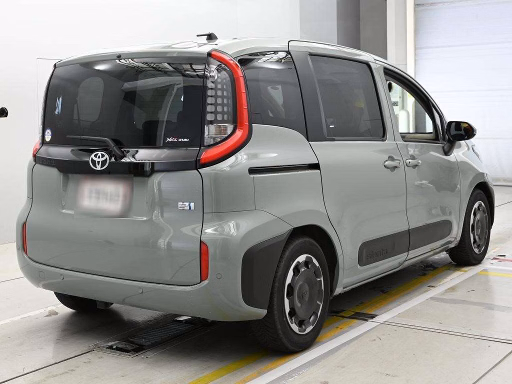 TOYOTA SIENTA