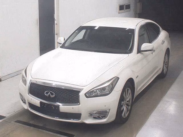 NISSAN FUGA