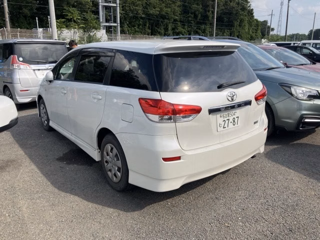 TOYOTA WISH