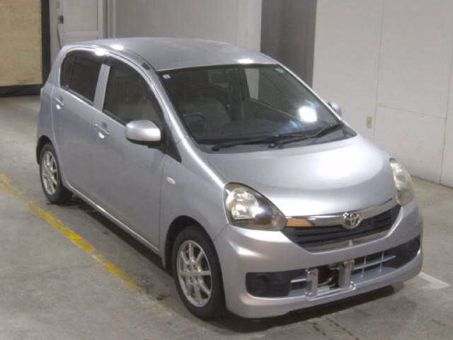 TOYOTA PIXIS EPOCH
