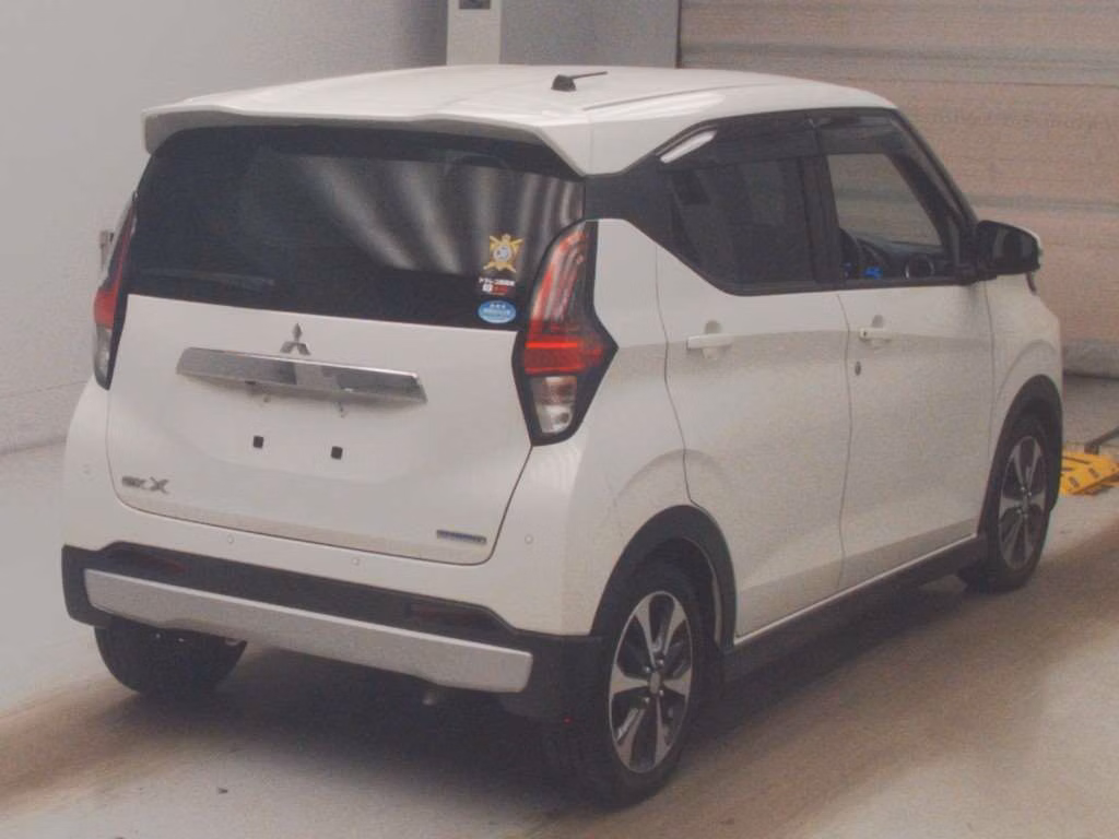 MITSUBISHI EK X
