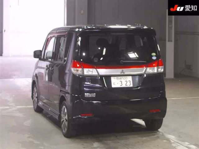 MITSUBISHI DELICA D:2