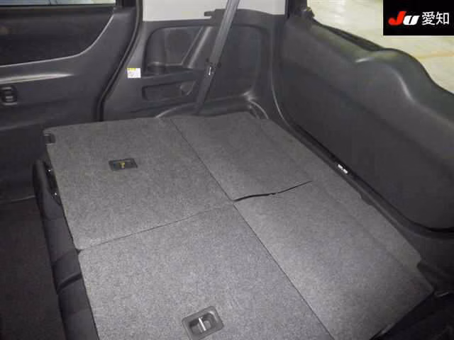 MITSUBISHI DELICA D:2