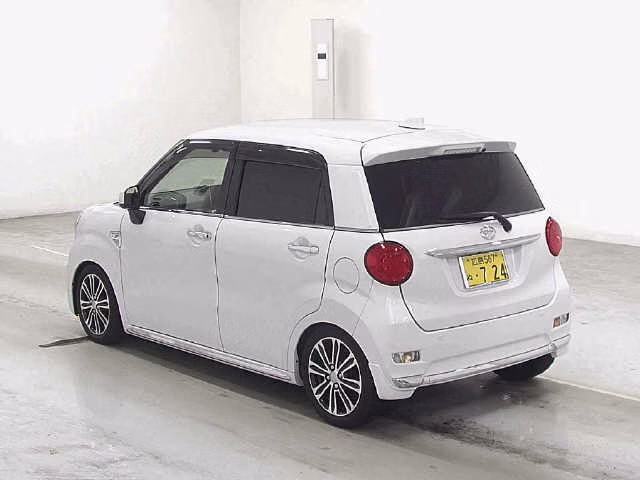 DAIHATSU CAST
