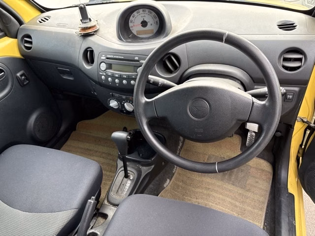 DAIHATSU ESSE