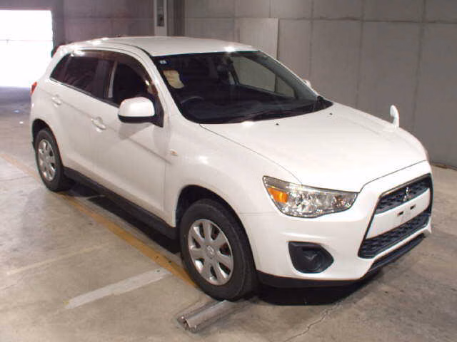 MITSUBISHI RVR