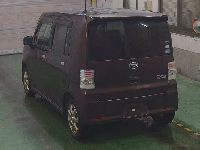 DAIHATSU MOVE CONTE