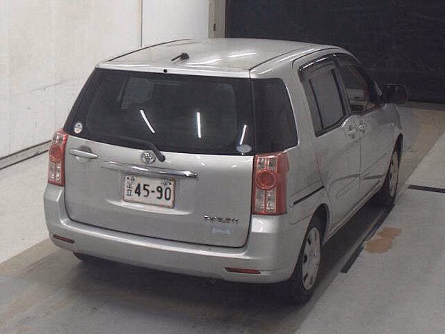 TOYOTA RAUM