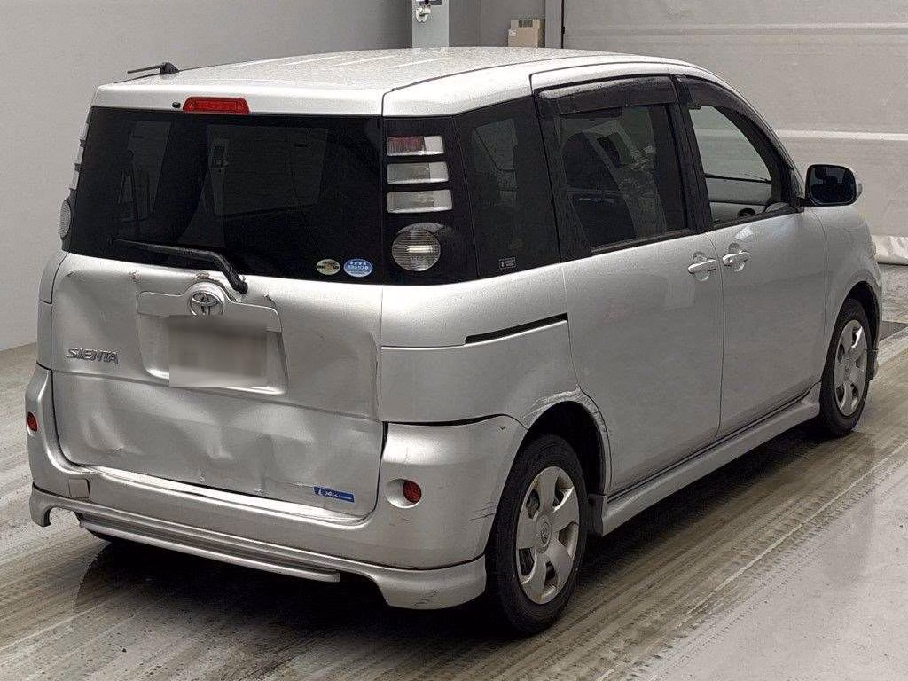 TOYOTA SIENTA