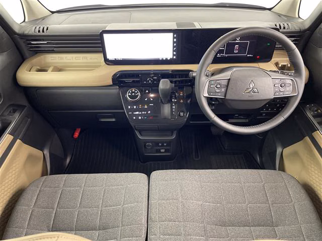 MITSUBISHI DELICA MINI