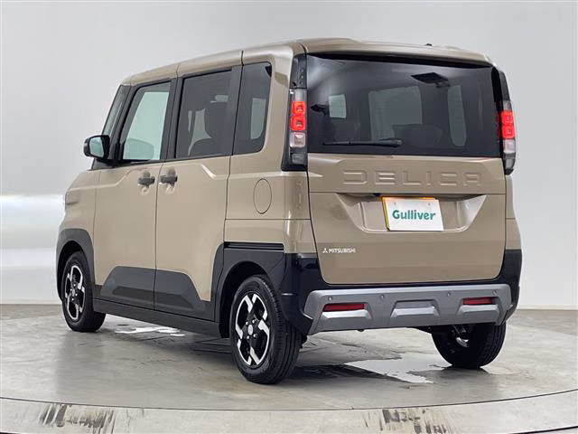 MITSUBISHI DELICA MINI