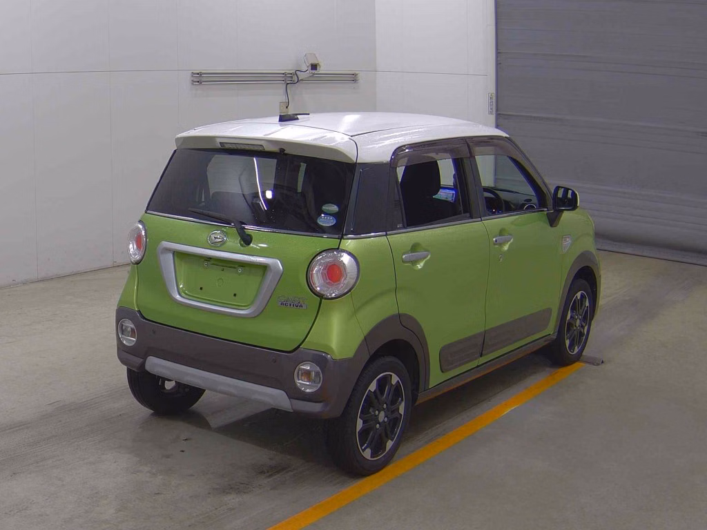 DAIHATSU CAST