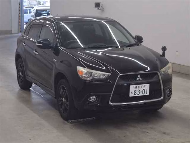 MITSUBISHI RVR