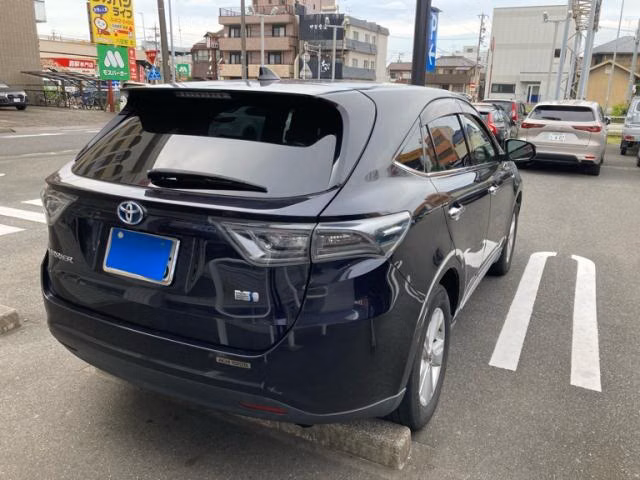 TOYOTA HARRIER