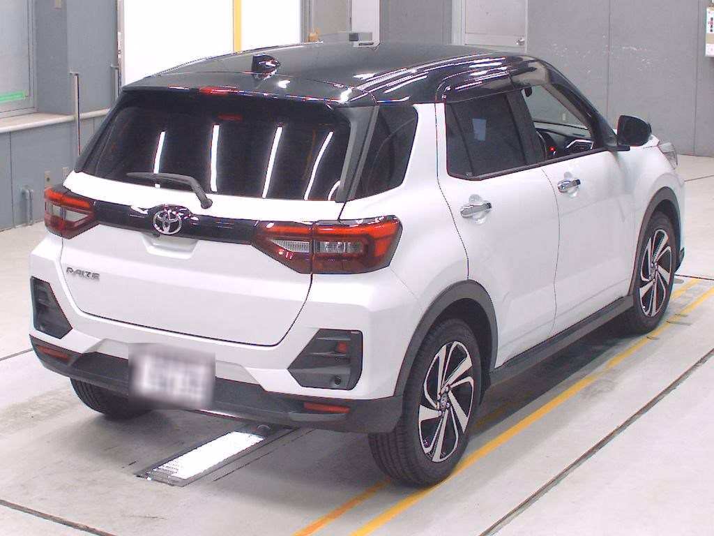 TOYOTA RAIZE