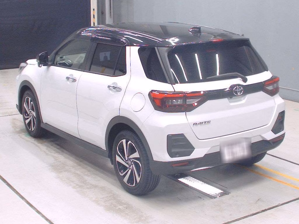 TOYOTA RAIZE