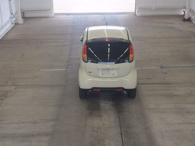 MITSUBISHI I
