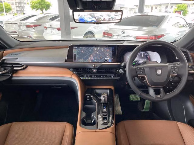 TOYOTA CROWN